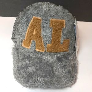 Jamont  faux fur cap new